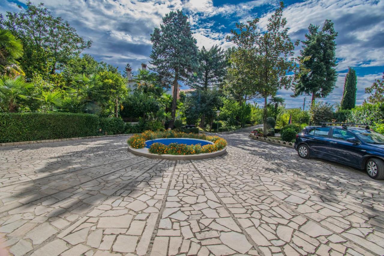 Apartments Anita Near Opatija With Private Parking Matulji Dış mekan fotoğraf